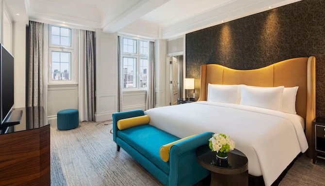 JJ Brand - Jin Jiang Hotel Shanghai Cathay Building Premier Deluxe Suite