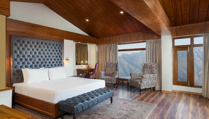 Koti Resort Shimla, a member of Radisson Individuals Retreats - Premium Room Valley View