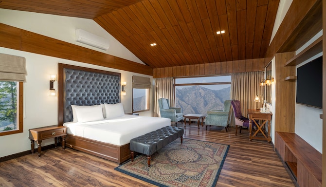 Koti Resort Shimla, a member of Radisson Individuals Retreats - Premium Room Valley View