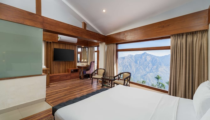 Koti Resort Shimla, a member of Radisson Individuals Retreats - Deluxe Room Valley View