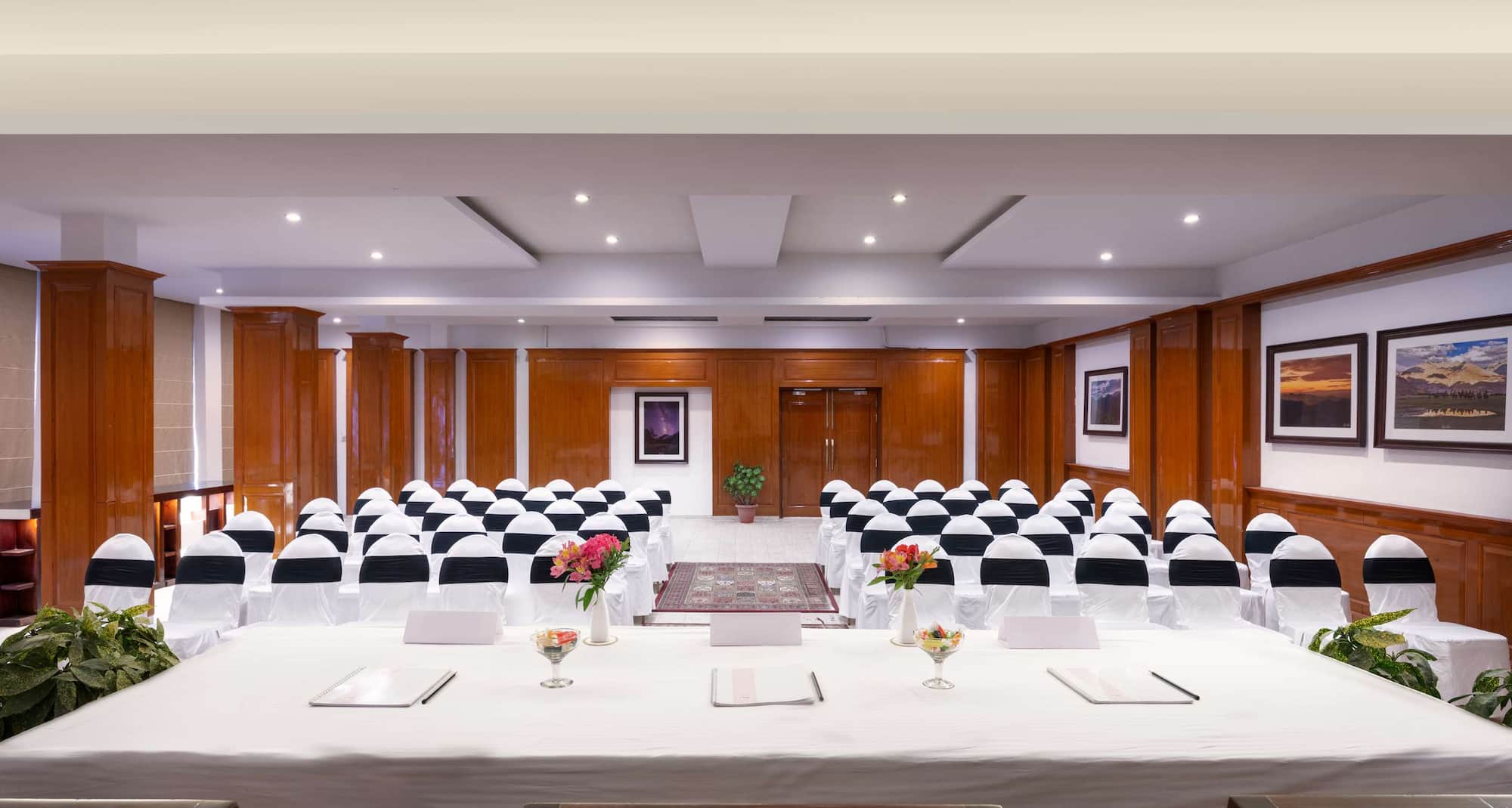 Koti Resort Shimla, a member of Radisson Individuals Retreats - Meeting Room