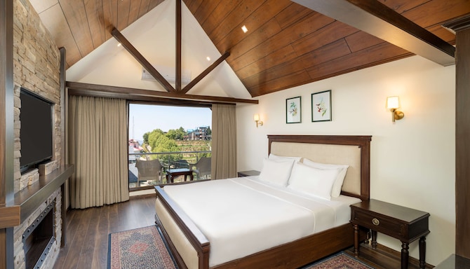 Koti Resort Shimla, a member of Radisson Individuals Retreats - Suite