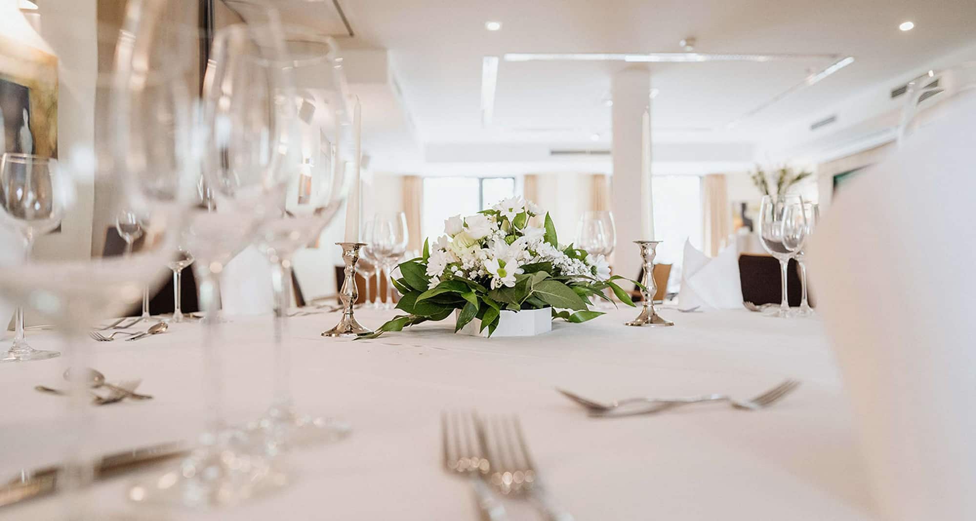 LanzCarré Hotel Mannheim, a member of Radisson Individuals - Event table set-up
