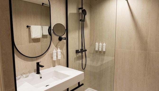 Le Relais de la Malmaison, a member of Radisson Individuals - Guest Room