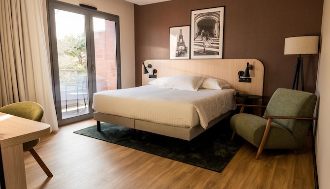 Le Relais de la Malmaison, a member of Radisson Individuals - Guest Room