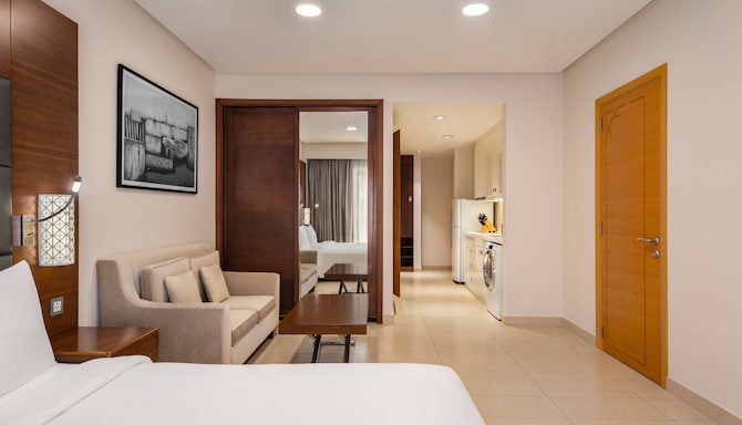 Levatio Suites Muscat, a memeber of Radisson Individuals - 客房/住宿