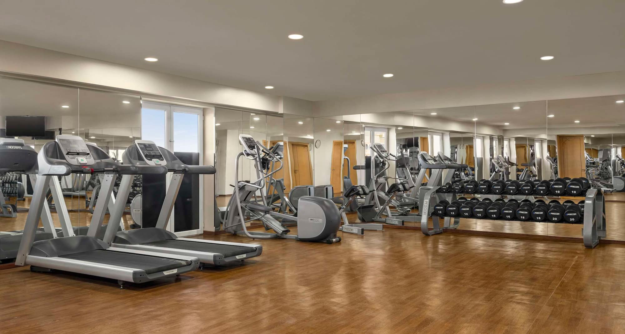 Levatio Suites Muscat, a memeber of Radisson Individuals - Gym