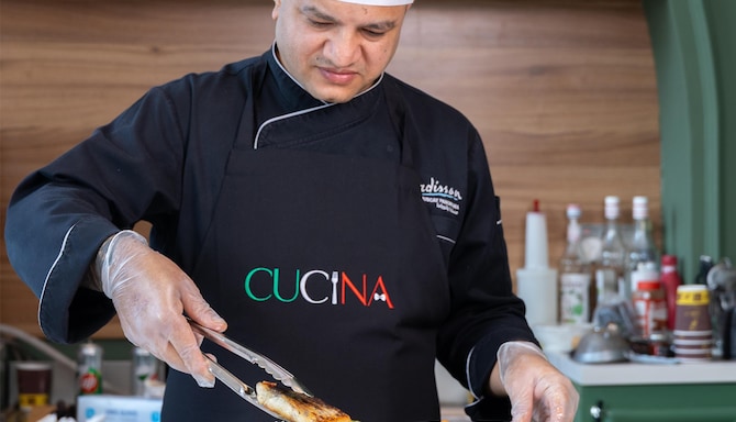 Levatio Suites Muscat, a member of Radisson Individuals - Cucina