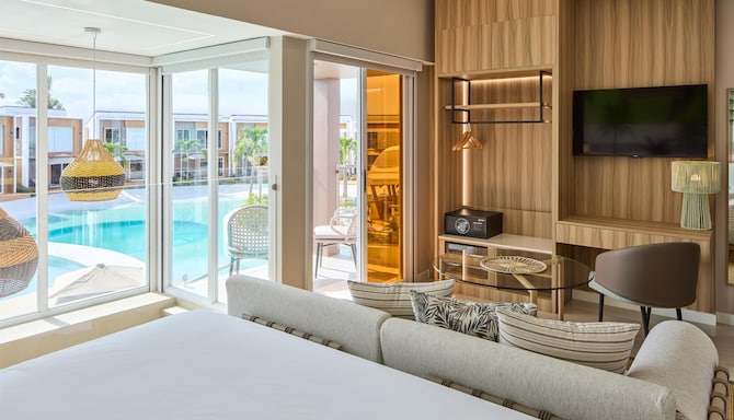 LIME Resort Bohol, a member of Radisson Individuals Premier - One Bedroom Duplex Villa Pool Access