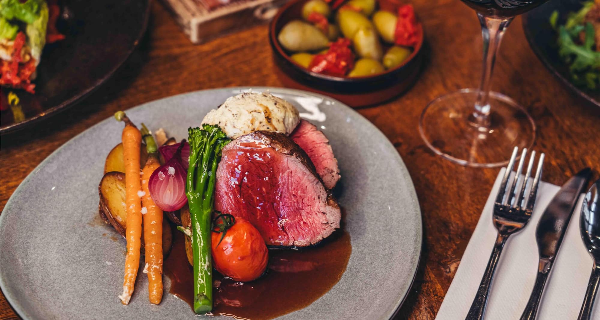 Magic Hotel Bergen City Center, a member of Radisson Individuals - Villa Blanca dishes