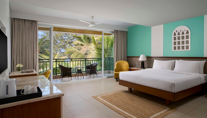 Mandrem Beach Resort, a member of Radisson Individuals Retreats - Deluxe Room with sea view
