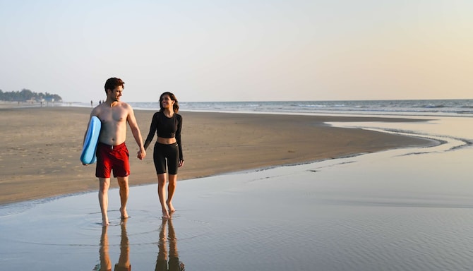 Mandrem Beach Resort, a member of Radisson Individuals Retreats - Surfing