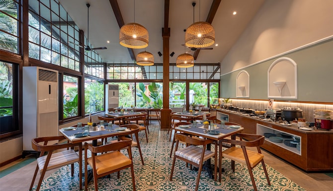 Mandrem Beach Resort, a member of Radisson Individuals Retreats - Sunset Cova Restaurant