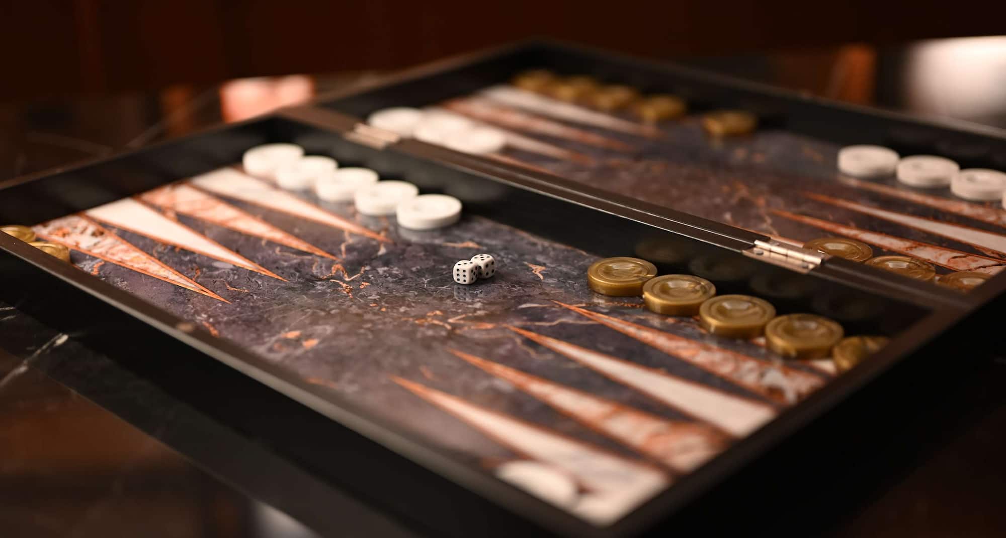 فندق مانسارد الرياض، راديسون كوليكشن - ردهة سيجار بوتشو