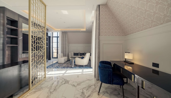 Mansard Riyadh, A Radisson Collection Hotel - Collection Suite