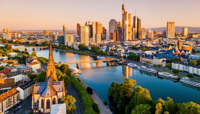 Marketing Campaigns CESE - Frankfurt Skyline, Germany