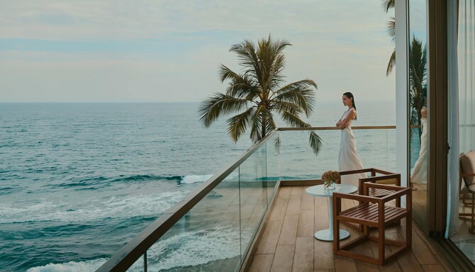 Marketing Campaigns EMEA VOL.2 - BRUZT CSO Resorts W2 LandingPage - Beach