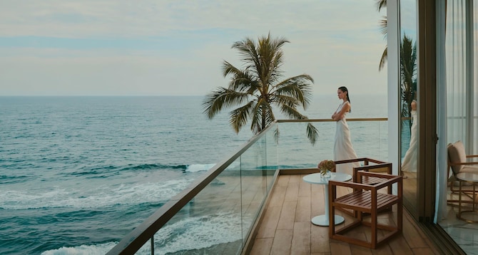 Marketing Campaigns EMEA VOL.2 - BRUZT CSO Resorts W2 LandingPage - Beach