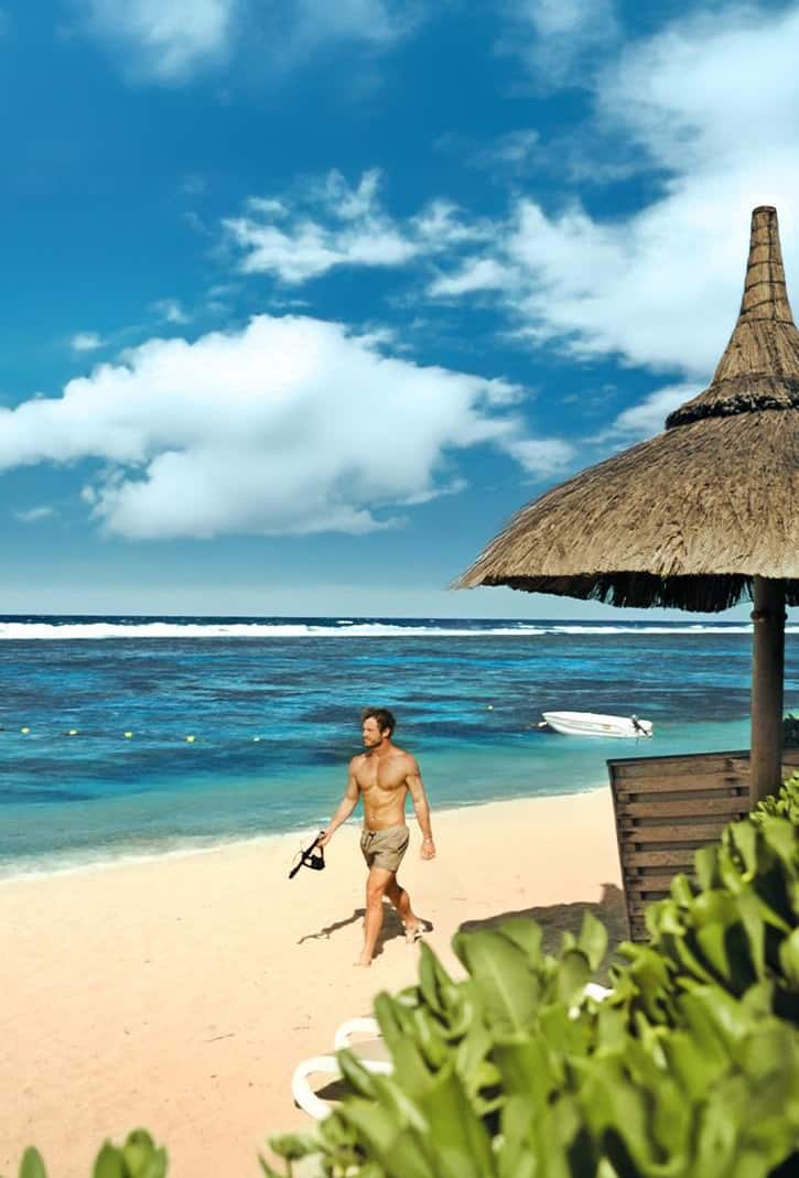 {slide.slideData.multimedia.alternateText}