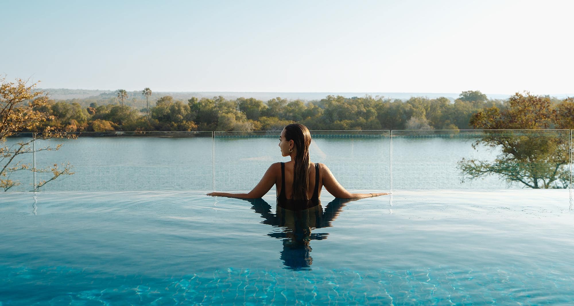 Marketing Campaigns EMEA - BRUZT Resorts Escapes W Landing Page x Generic