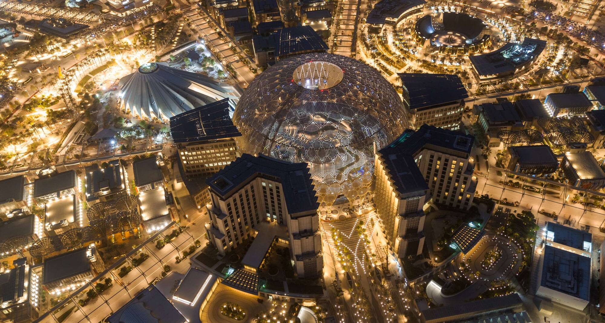 Marketing Campaigns MEA - Aerial night view of Al Wasl, UAE