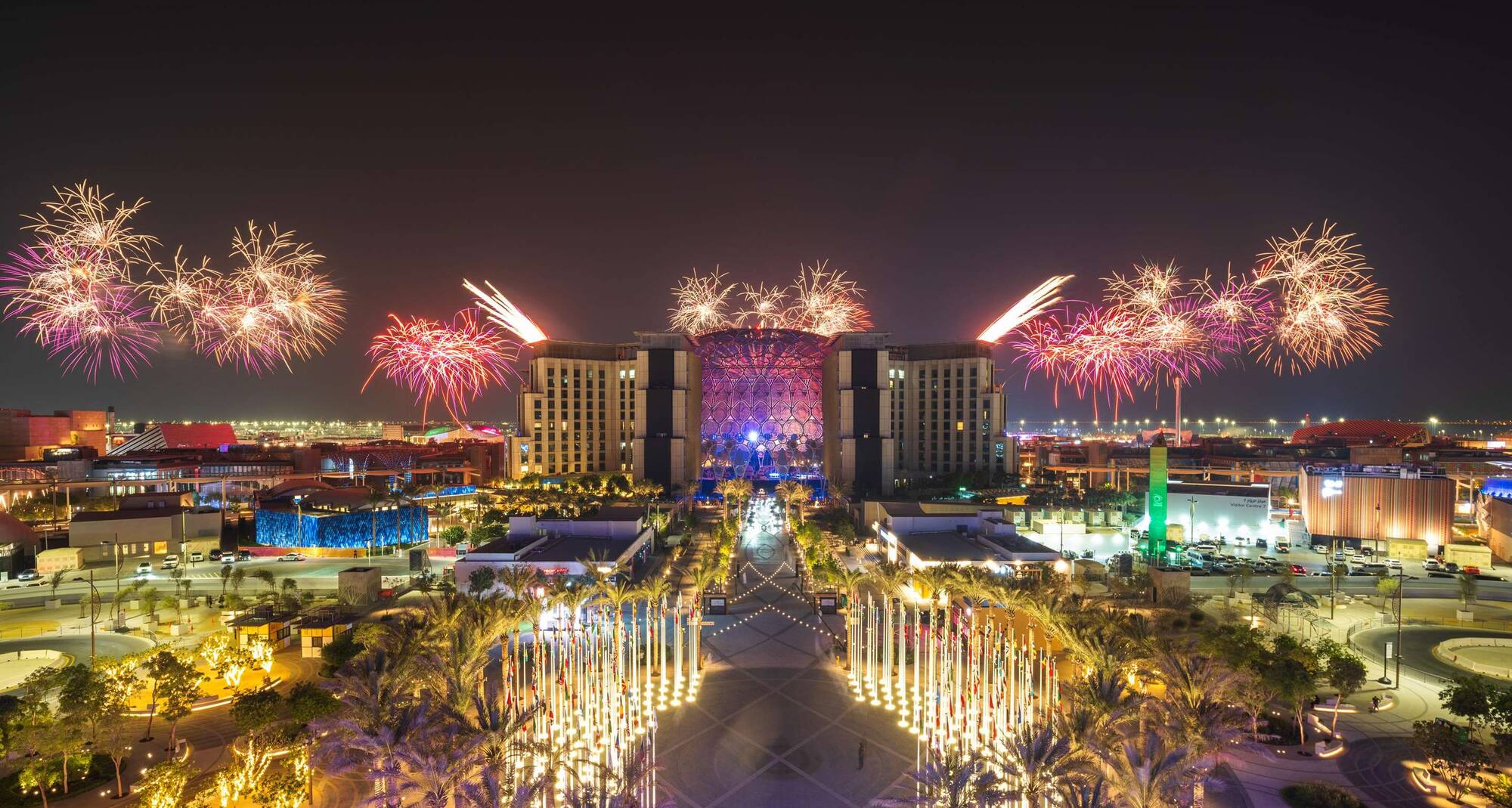 {slide.slideData.multimedia.alternateText}