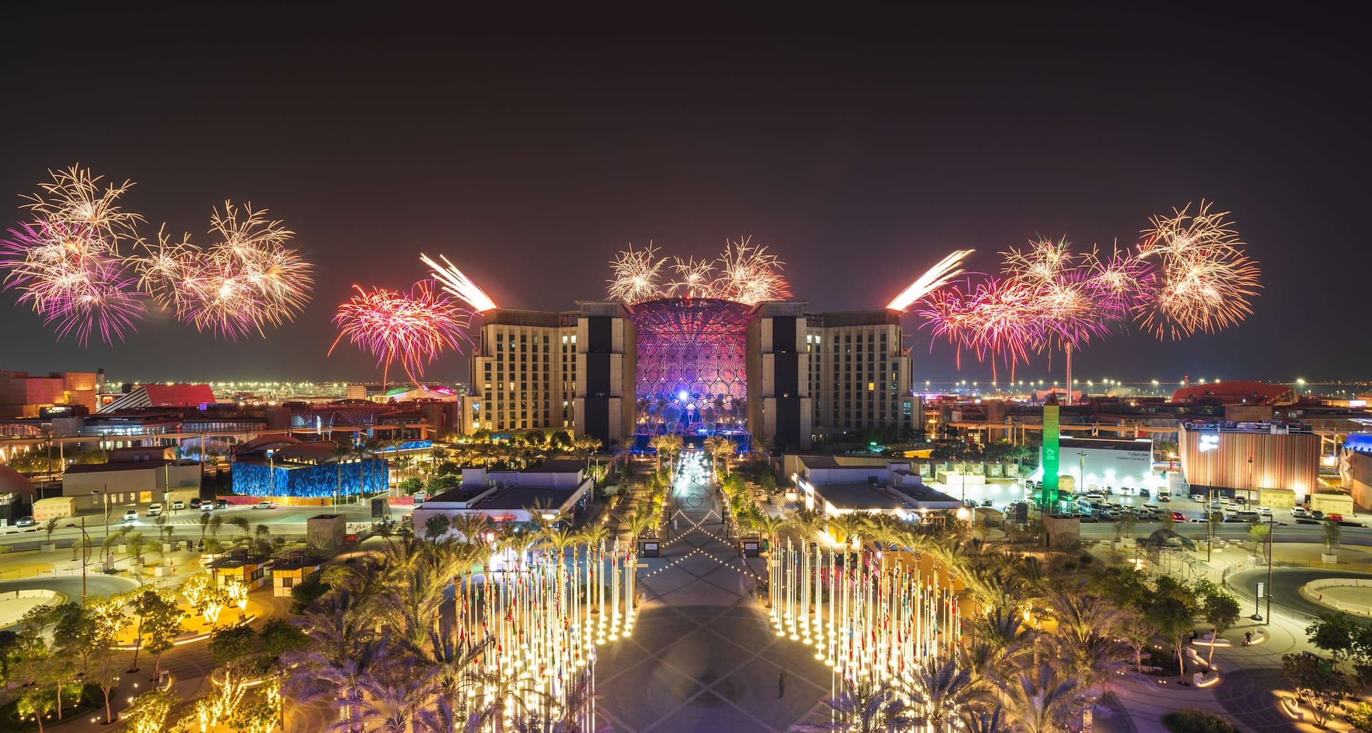 {slide.slideData.multimedia.alternateText}