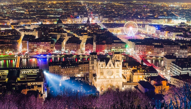 Marketing Campaigns UKIRWE - Lyon Light festival