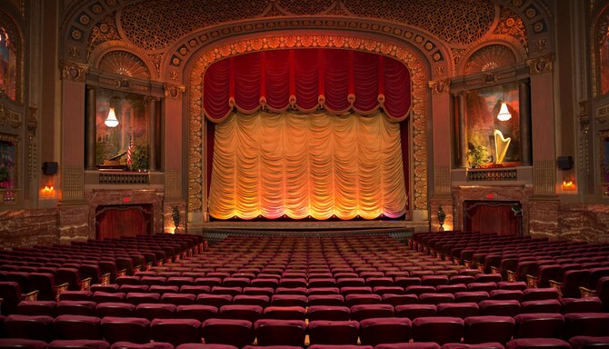Tagungen und Veranstaltungen - Hotel allgemein - Tagungen und Veranstaltungen - Allgemein - Theater - Innenansicht des Theaters