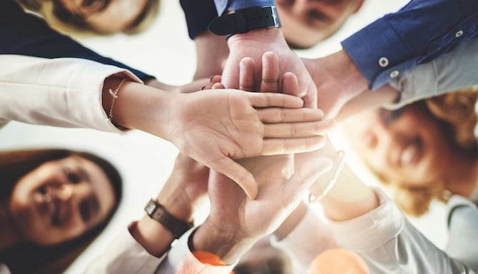 Vergaderingen en evenementen – Hotel algemeen – VenE – Algemeen – Teambuilding – Hand in hand