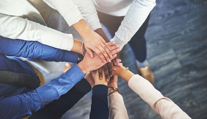 Tagungen und Veranstaltungen - Hotel allgemein - Tagungen und Veranstaltungen - Allgemein - Teambuilding - Handstapel