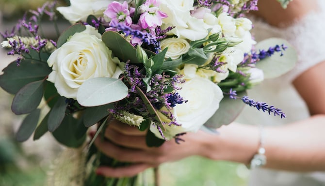 Meetings and Events - Hotel generic - MandE - Generic - Wedding - Bridal bouquet
