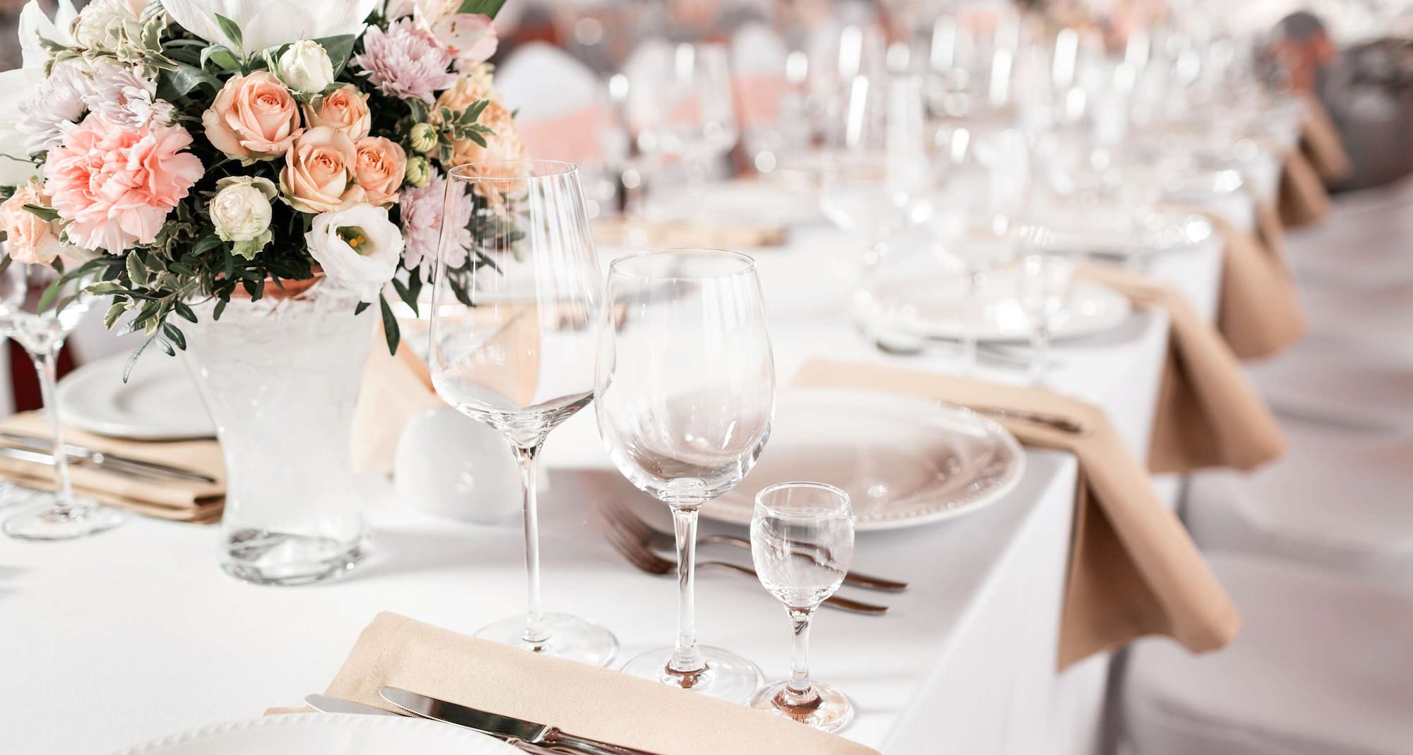 Meetings and Events - Hotel generic - MandE - Generic - Wedding - Wedding table decor