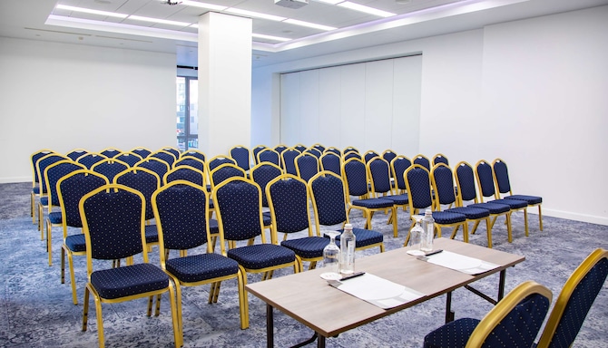 Saal Madrid