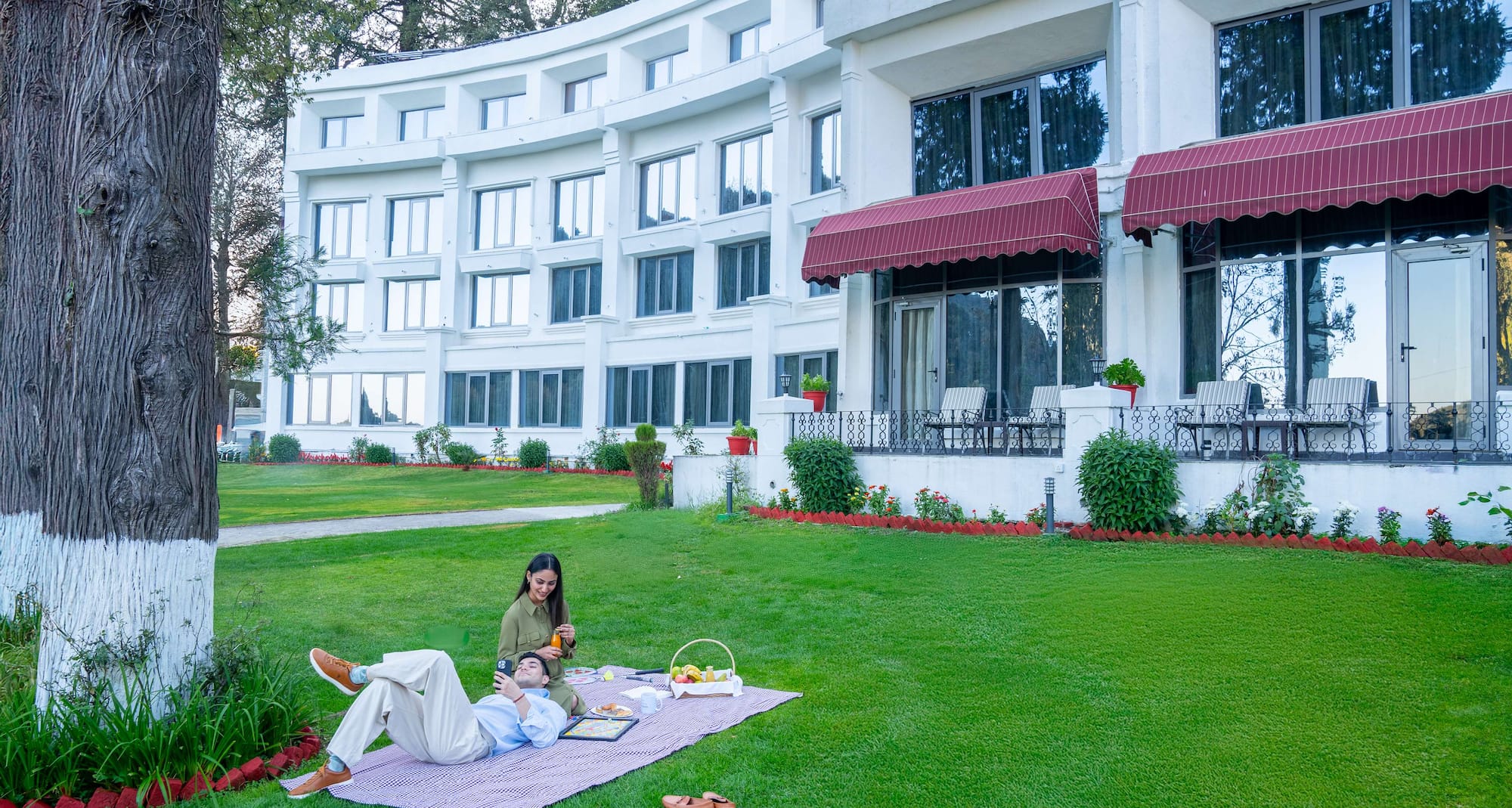 Namah Nainital, a member of Radisson Individuals Retreats - Hotel Lawn