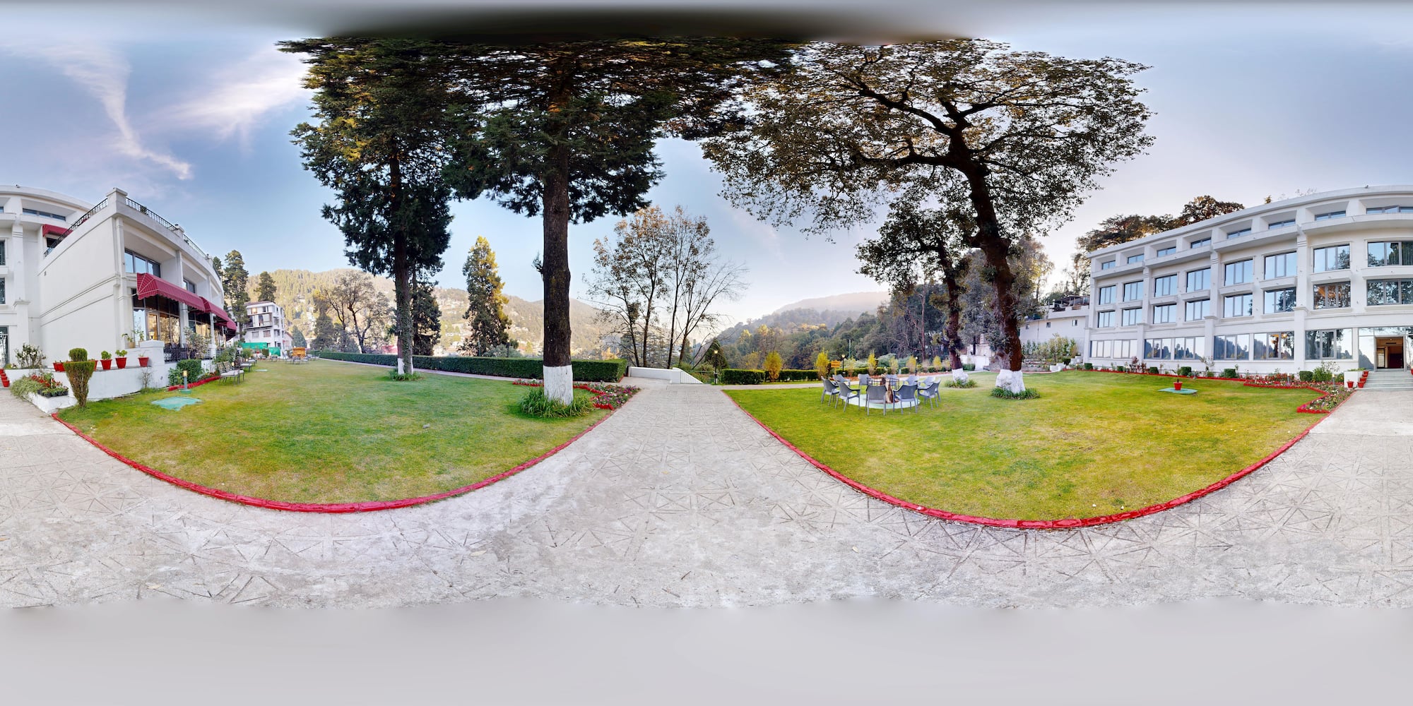 Namah Nainital, a member of Radisson Individuals Retreats - Lawn