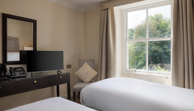 New Bath Hotel & Spa, a member of Radisson Individuals - Standard Twin Room
