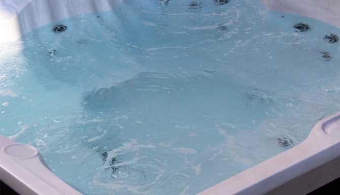 New Bath Hotel, a member of Radisson Individuals - Hot Tub