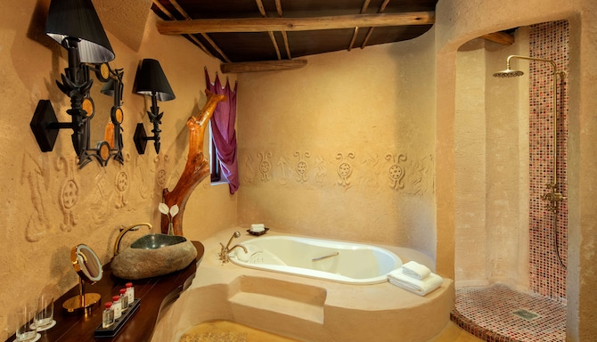 Nofa Riyadh, A Radisson Collection Resort - Royal Villa Bathroom