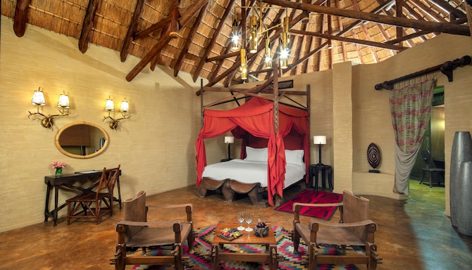 Nofa Riyadh, A Radisson Collection Resort - Three Bedroom Family Terrace Villa - Bedroom