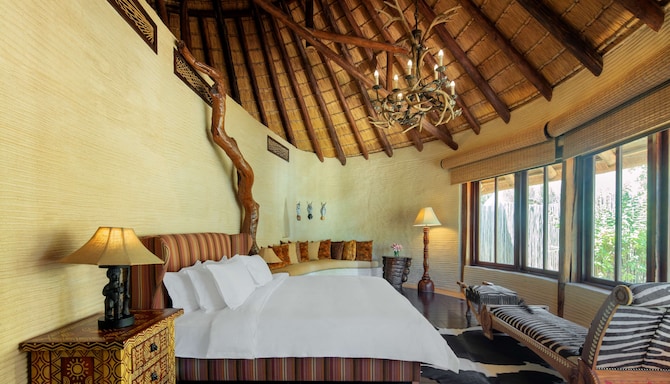 Nofa Riyadh, A Radisson Collection Resort - Royal Villa - Bedroom