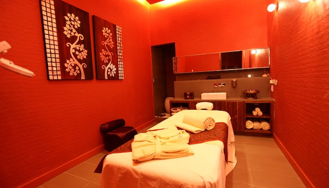 Radisson Blu Hotel, Dakar Sea Plaza - Spa Red Treatment Room