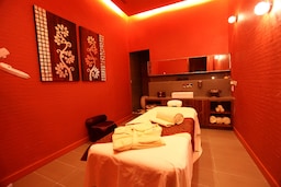 Radisson Blu Hotel, Dakar Sea Plaza - Salle de soin spa rouge