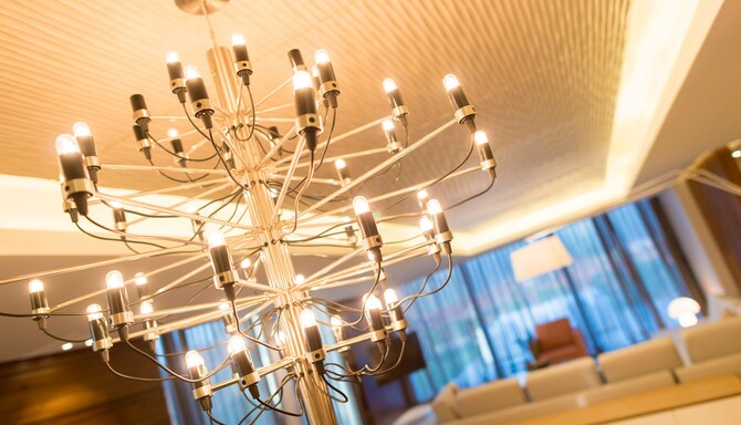 Noom Hotel Dakar Sea Plaza, a member of Radisson Individuals - Royal Suite Chandelier