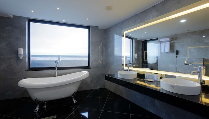 Nova Vista Eskisehir Centrum Hotel, a member of Radisson Individuals - Presidential Suite