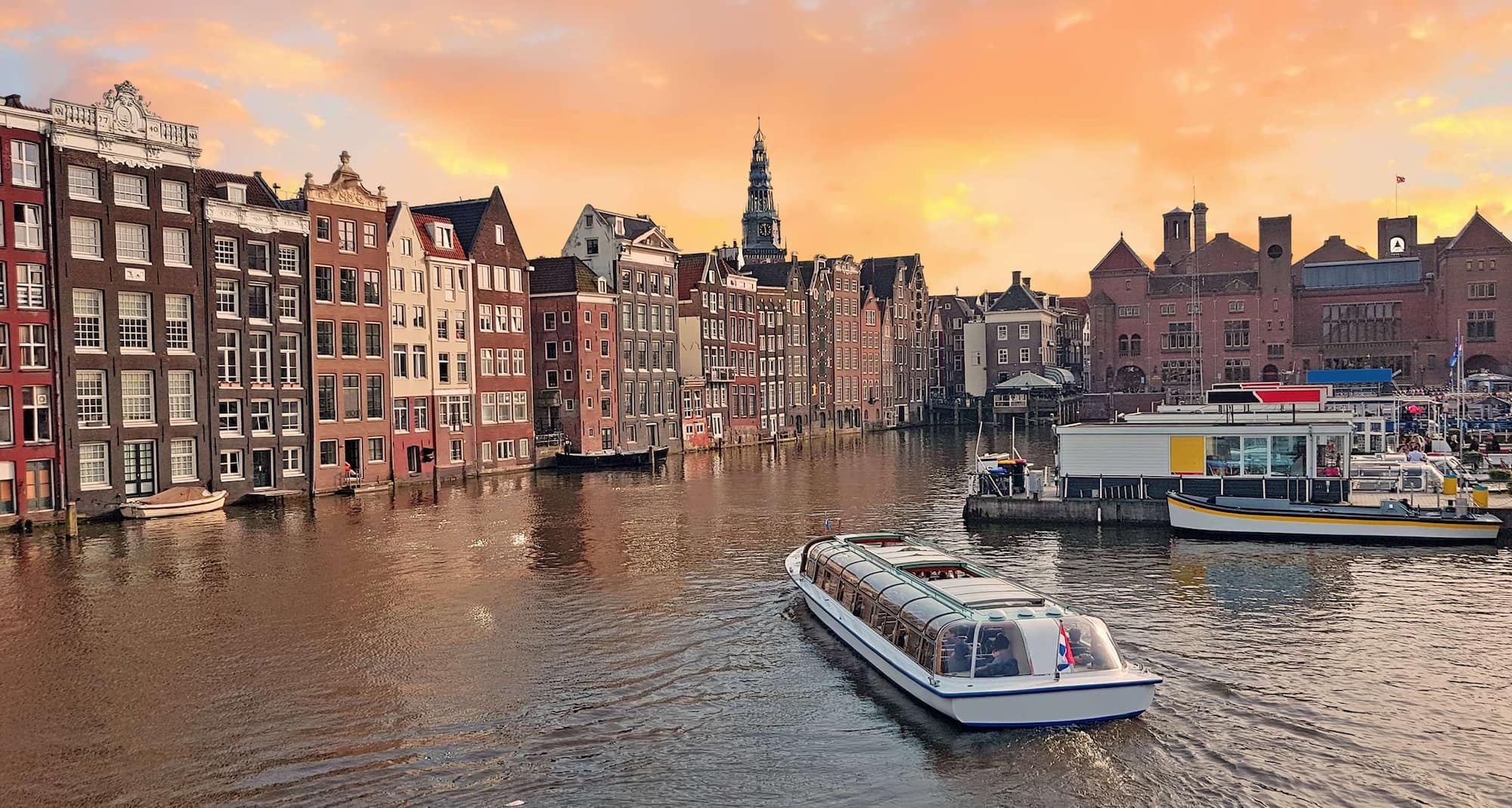 Tarjoukset ja paketit