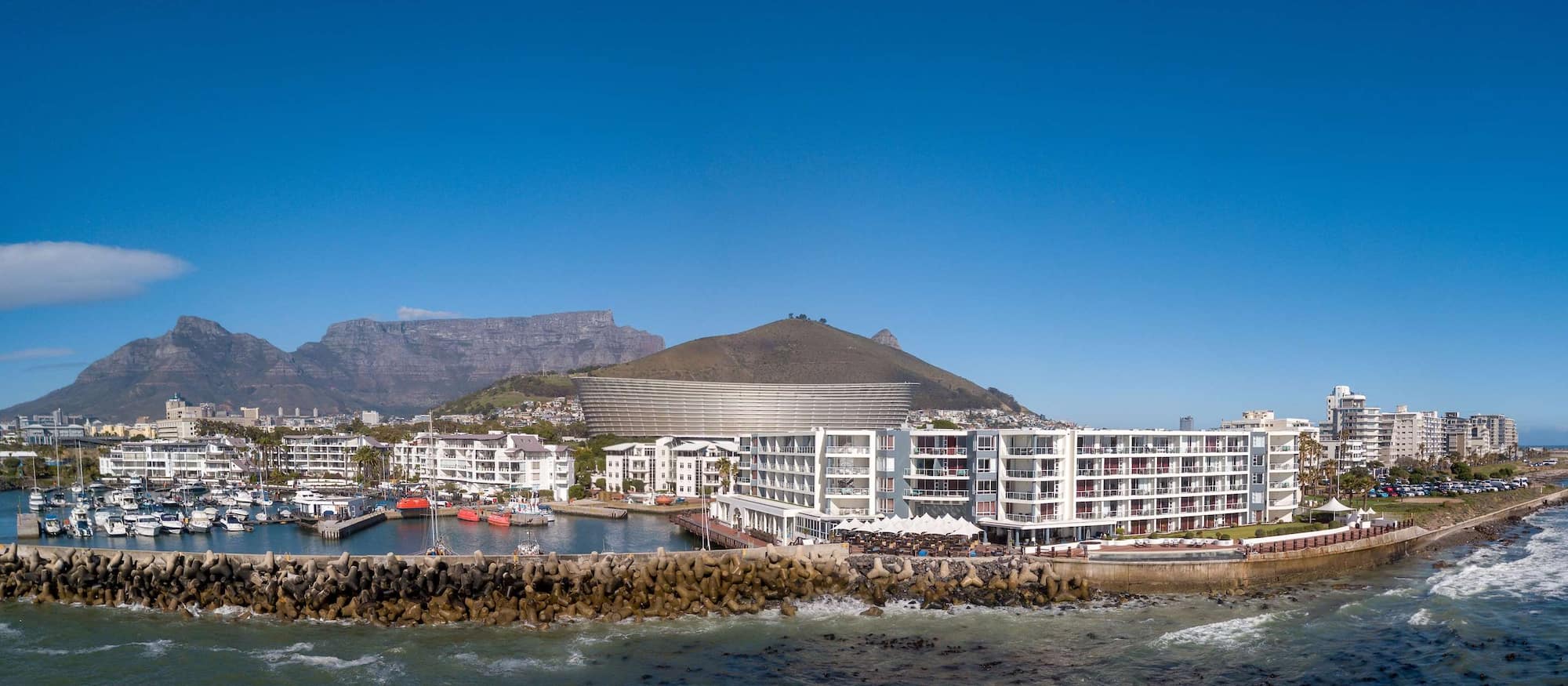 Cape Town Hotels - Radisson Hotel Waterfront - South Africa Hotels