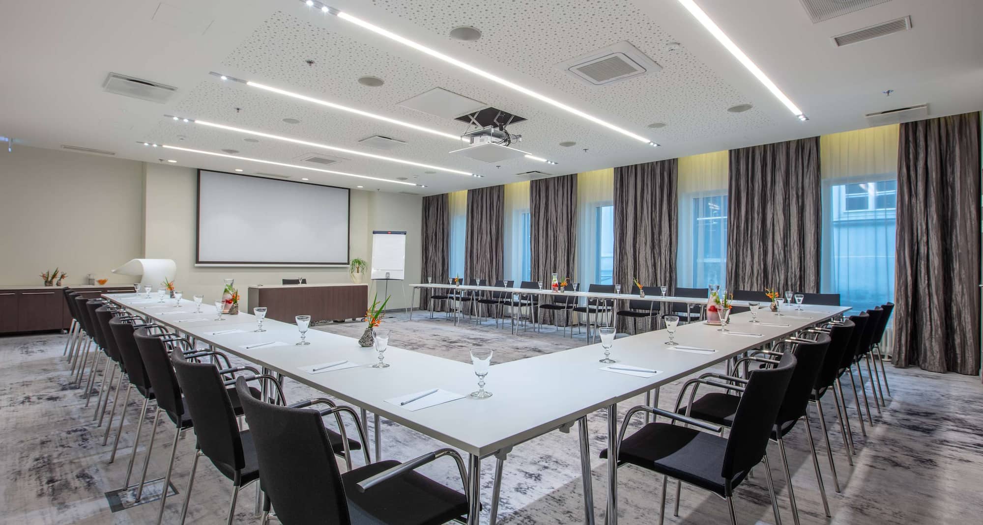 Palace Hotel Tallinn, a member of Radisson Individuals - Mühlberg Conference Room U-shape set-up