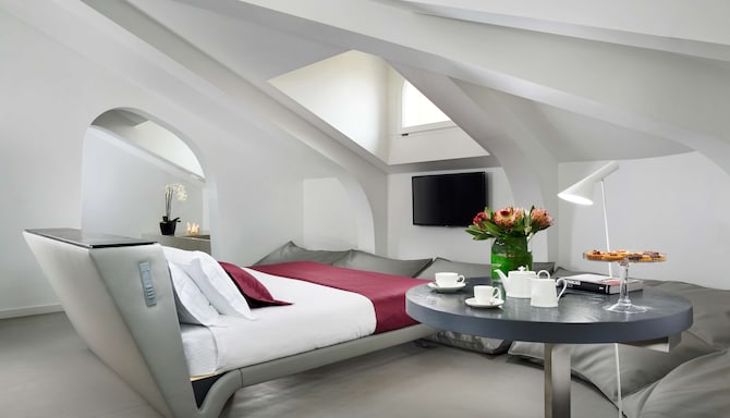 Palazzo Montemartini Rome, A Radisson Collection Hotel - Superior Collection Room