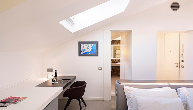 Palazzo Montemartini Rome, A Radisson Collection Hotel - Superior room